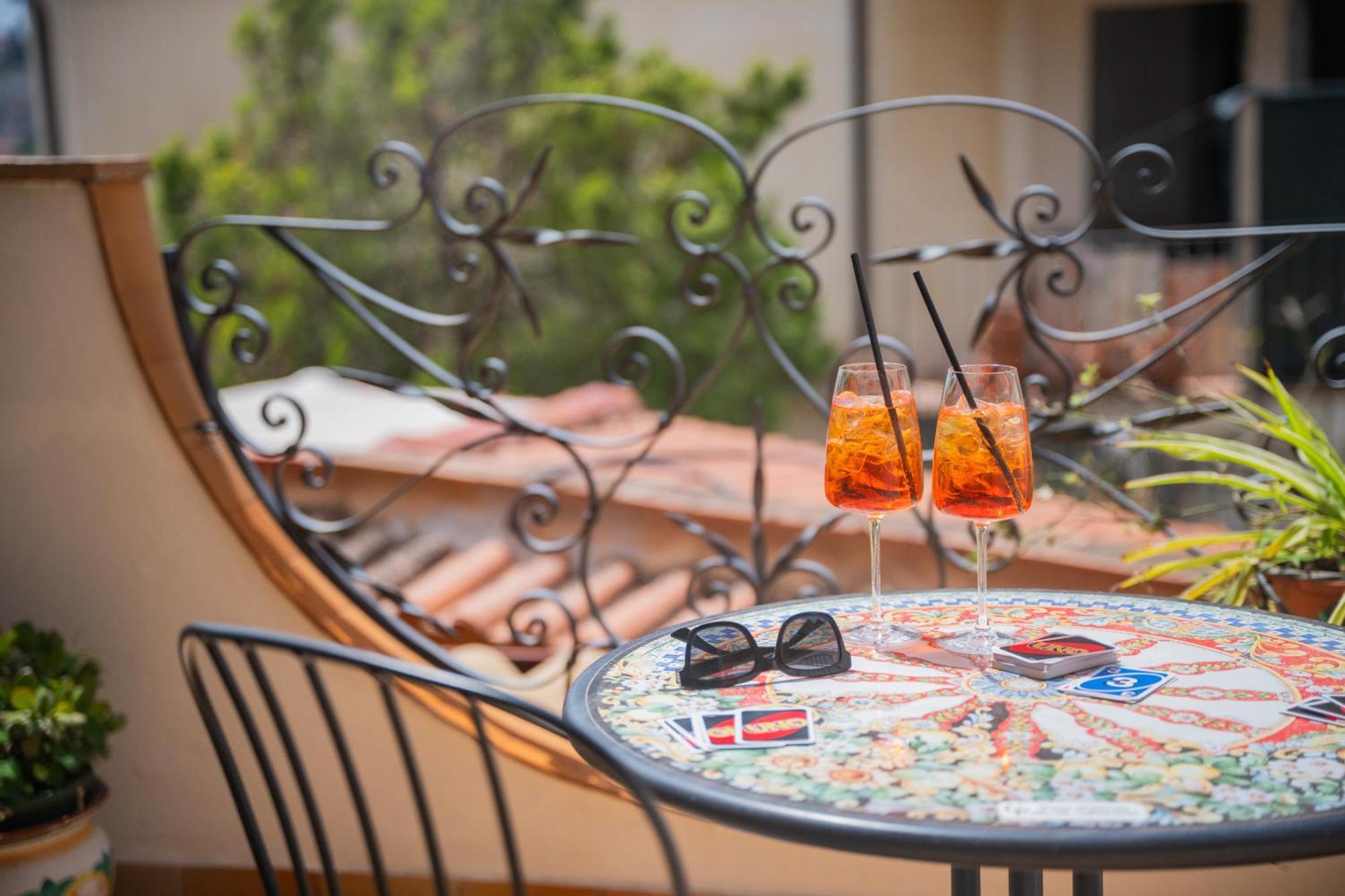 Casa Pertosa Bed and Breakfast Taormina Rum bild