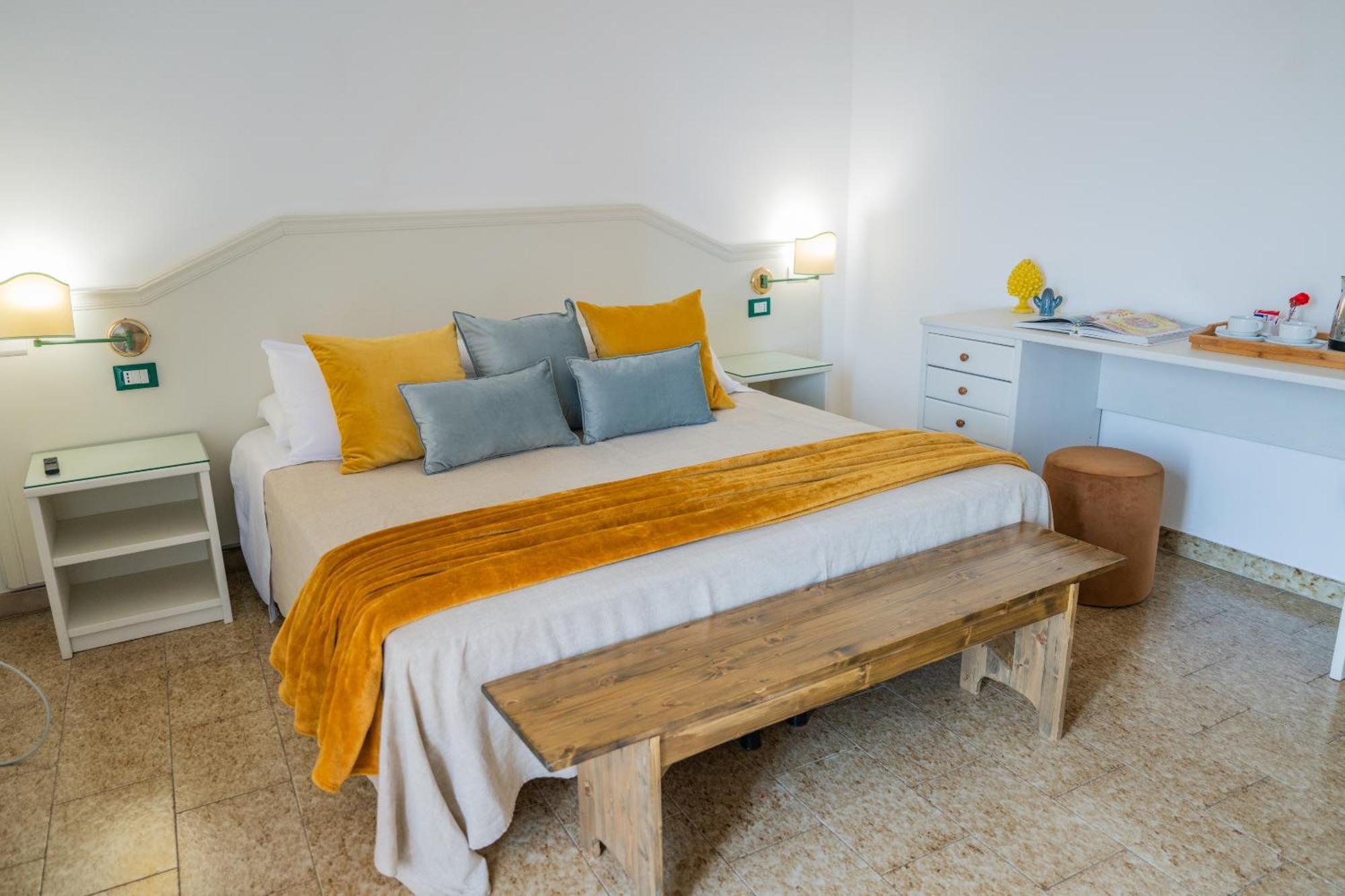 Casa Pertosa Bed and Breakfast Taormina Rum bild