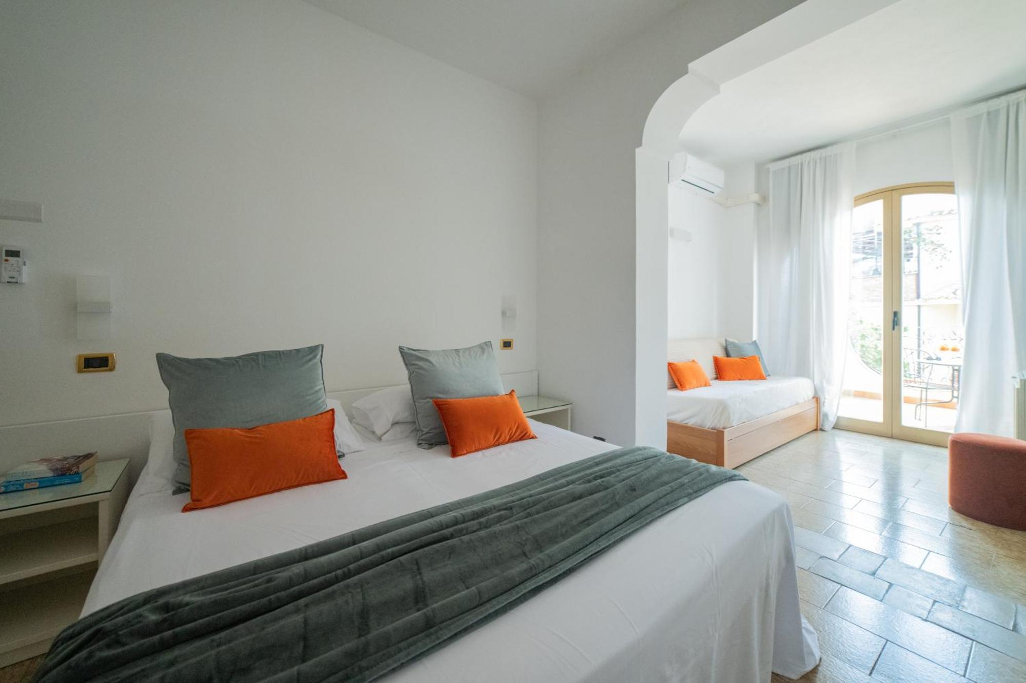 Casa Pertosa Bed and Breakfast Taormina Exteriör bild