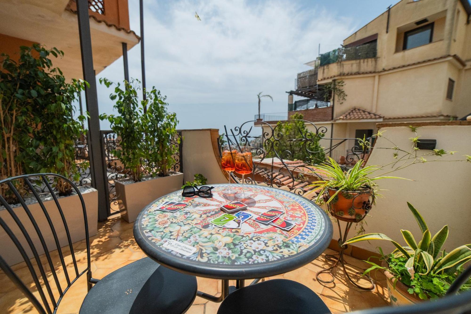 Casa Pertosa Bed and Breakfast Taormina Exteriör bild